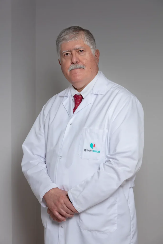 Dr Agustín Fernández Guardiola, oftalmólogo (equipo glaucoma)